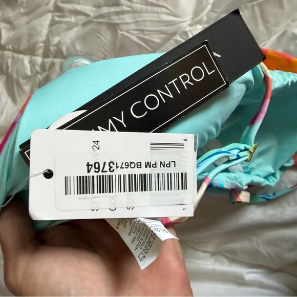 La Blanca Aqua Floral One-Piece Swimsuit - Picture 8 of 8